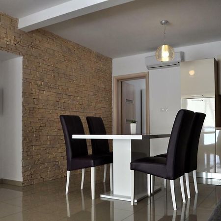 Apartamento Bay Sascica Sali Exterior foto