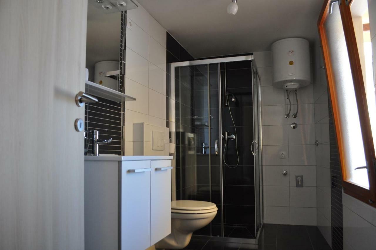 Apartamento Bay Sascica Sali Exterior foto